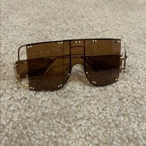 Stylish Brown Sunglasses
